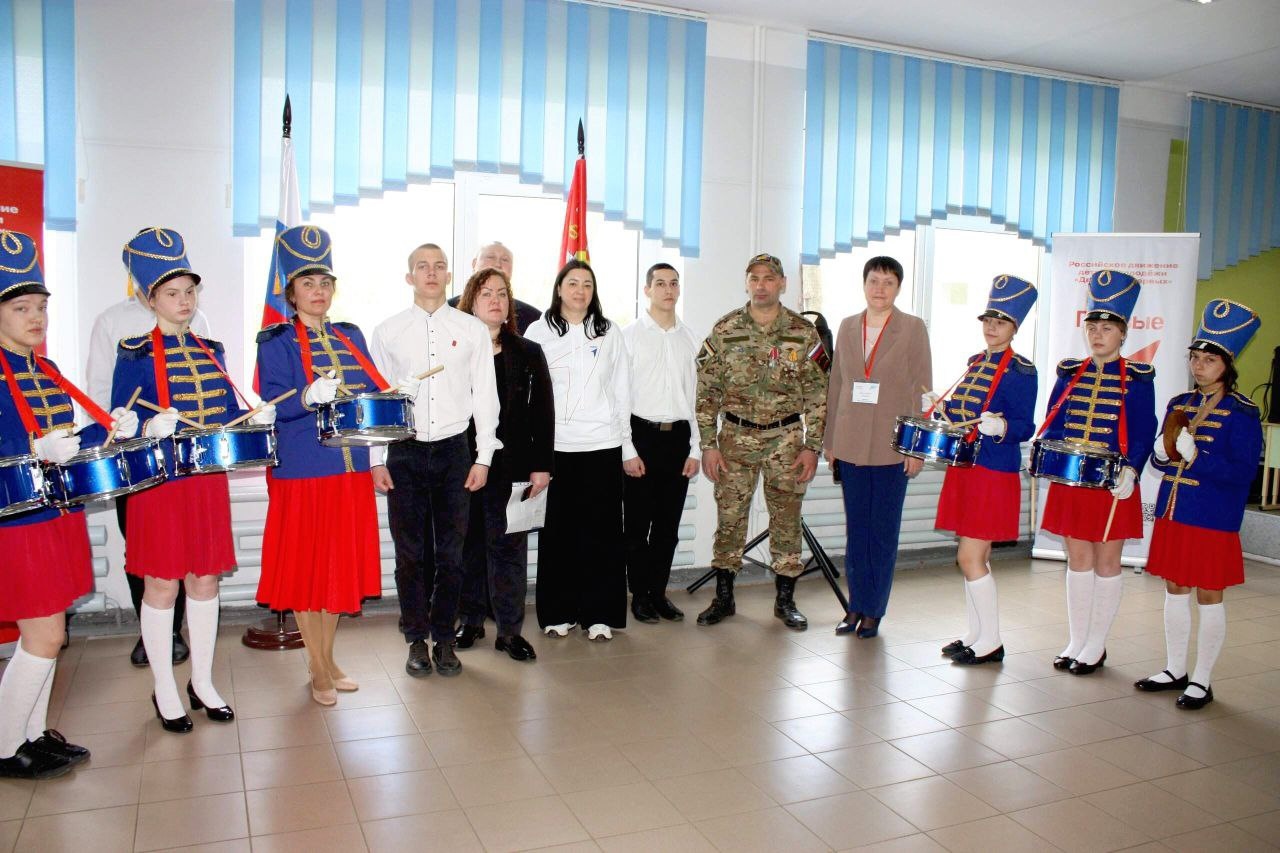 В Илюшинской школе сегодня прошел муниципальный этап Всероссийской военно-патриотической игры &amp;quot;Зарница 2.0&amp;quot;.