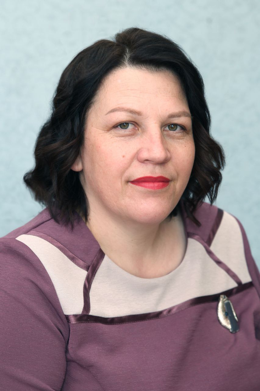 Ишутинова Марина Васильевна.